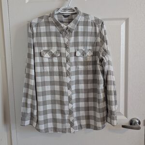 Eddie Bauer Classic Fit 100 % Cotton flannel Size Xl